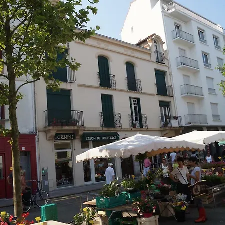 Le Coeur Des Halles Saint-jean De Luz Apartment *